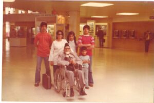 1978 - A with Abba Ji and her family, StL, Mo